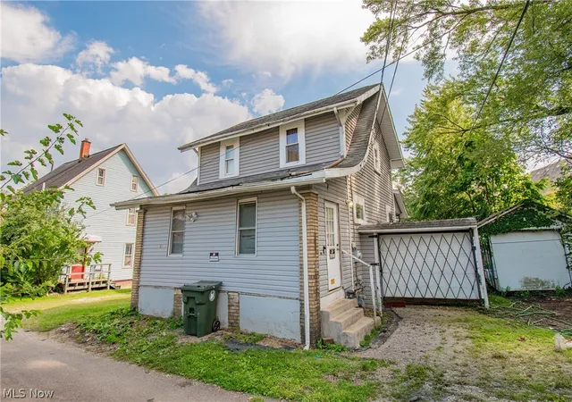 Photo 1 of Single family home for sale at 510 Homes Pl Nw, Canton, OH 44703 | MLS# 5240084 | Listing updated on 2026-08-31