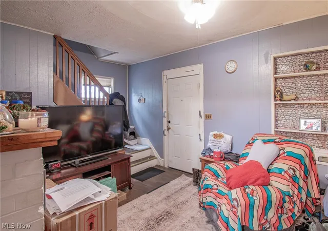 Photo 4 of Single family home for sale at 510 Homes Pl Nw, Canton, OH 44703 | MLS# 5240084 | Listing updated on 2026-08-31