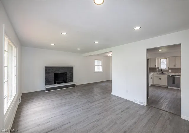 Photo 3 of Single family home for sale at 19806 Mountville Dr, Maple Heights, OH 44137 | MLS# 5239379 | Listing updated on 2026-09-01