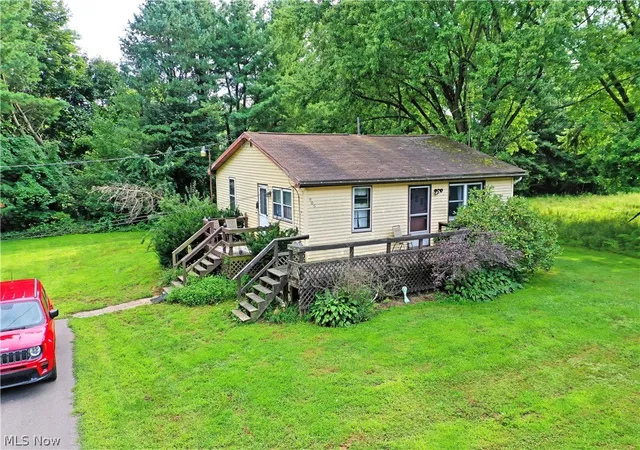 Photo 2 of Sale Pending at 905 Owsley St, Masury, OH 44438 | MLS# 5240681 | Listing updated on 2026-10-03