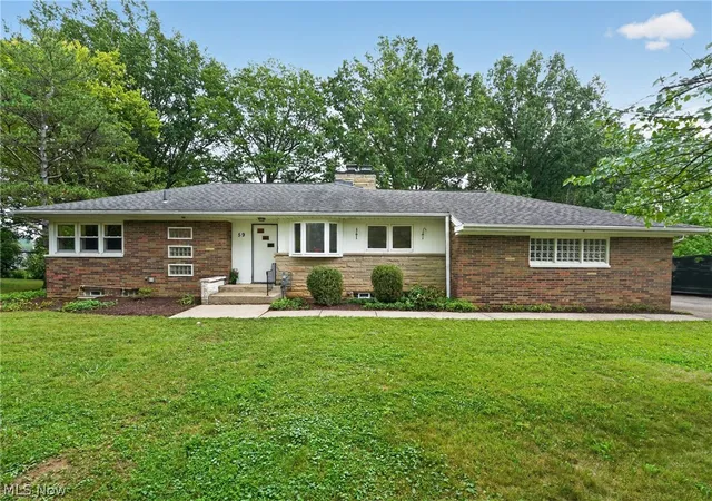 Single family home for sale at 59 Shipherd Cir, Oberlin, OH 44074 | MLS# 5233424