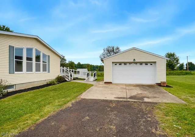 Photo 3 of Single family home for sale at 9529 Lodi Rd, West Salem, OH 44287 | MLS# 5240332 | Listing updated on 2026-08-31