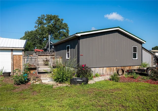 Photo 3 of Single family home for sale at 2577 S 7th St, Coshocton, OH 43812 | MLS# 5240735 | Listing updated on 2026-08-29