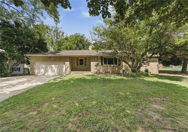 Photo 1 of Single family home for sale at 5111 Nave St Sw, Canton, OH 44706 | MLS# 5238348 | Listing updated on 2026-09-18