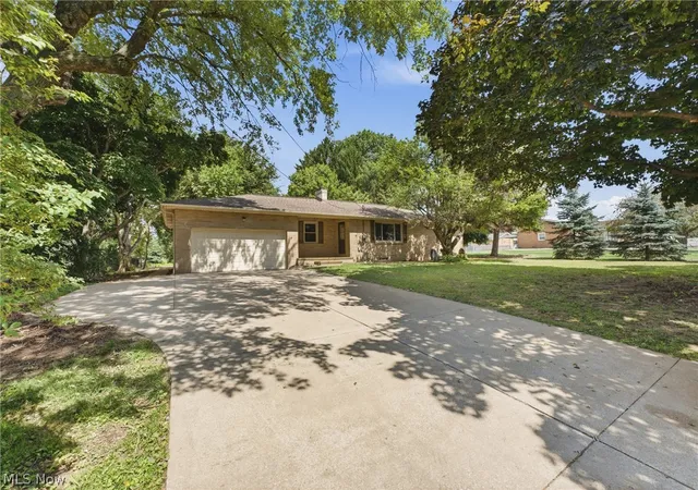 Photo 2 of Single family home for sale at 5111 Nave St Sw, Canton, OH 44706 | MLS# 5238348 | Listing updated on 2026-09-18