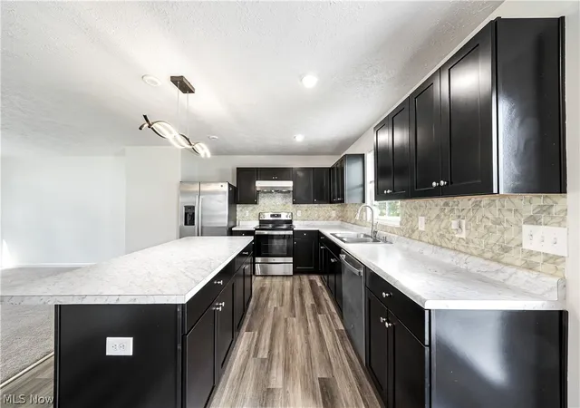 Photo 1 of Single family home for sale at 3189 Sunny Brook Dr, Akron, OH 44312 | MLS# 5240095 | Listing updated on 2026-08-29