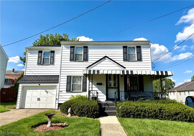 Photo 1 of Single family home for sale at 1201 Courtland Road, Weirton, WV 26062 | MLS# 5240795 | Listing updated on 2026-09-01