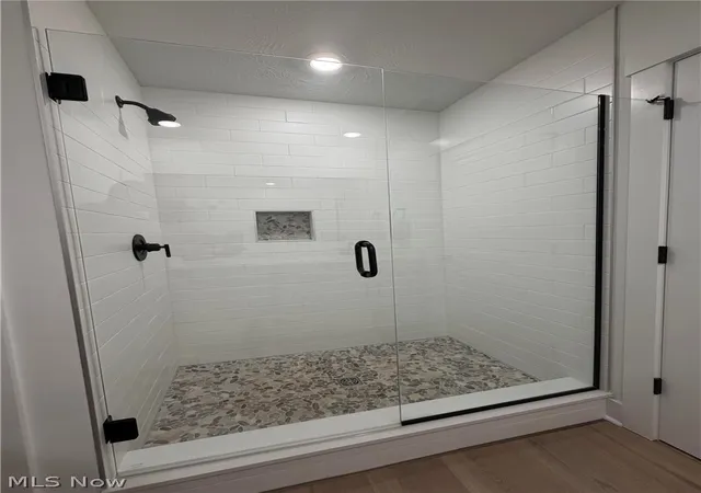 Photo 15 of Townhouse for sale at 516 Port Side Dr, Avon Lake, OH 44012 | MLS# 5240811 | Listing updated on 2026-08-29