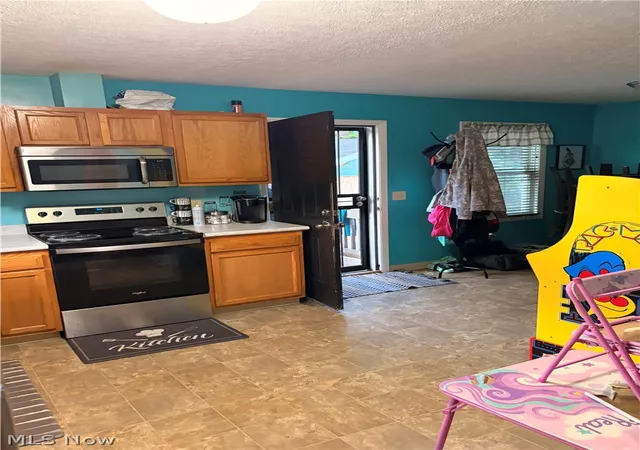 Photo 3 of Single family home for sale at 1161 Mckinley Ave, Akron, OH 44306 | MLS# 5240822 | Listing updated on 2026-08-31