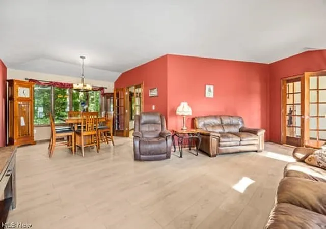 Photo 4 of Single family home for sale at 7787 Boneta Rd, Wadsworth, OH 44281 | MLS# 5240603 | Listing updated on 2026-08-31