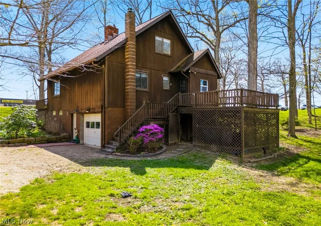 Photo 3 of Single family home for sale at 2081 Waynesburg Rd Nw, Carrollton, OH 44615 | MLS# 5240848 | Listing updated on 2026-10-03