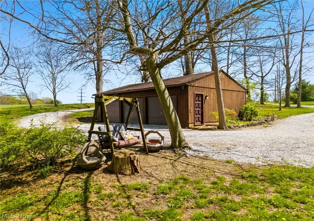 Photo 4 of Single family home for sale at 2081 Waynesburg Rd Nw, Carrollton, OH 44615 | MLS# 5240848 | Listing updated on 2026-10-03