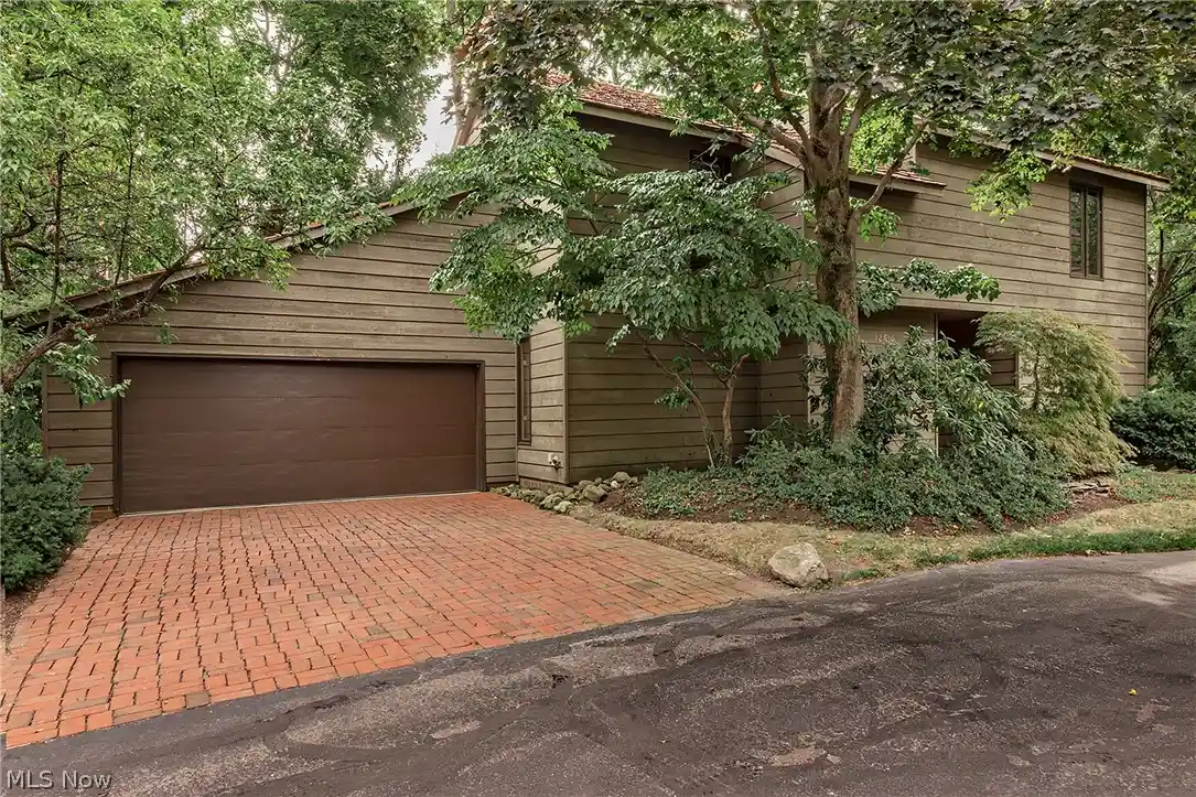Single family home for sale at 12616 Cedar Rd, Cleveland Heights, OH 44106 | MLS# 5233608