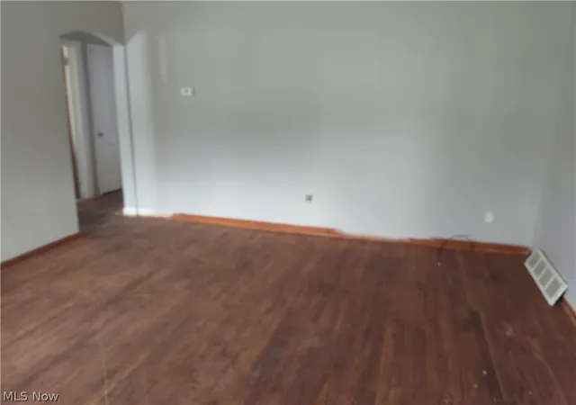 Photo 3 of Single family home for sale at 2911 Cleveland Blvd, Lorain, OH 44052 | MLS# 5240870 | Listing updated on 2026-10-07