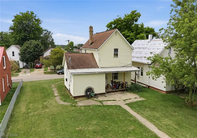 Photo 2 of Single family home for sale at 426 4th Ave, Mansfield, OH 44905 | MLS# 5239126 | Listing updated on 2026-08-31