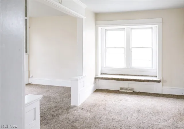 Photo 3 of Single family home for sale at 449 Parker St, Mansfield, OH 44906 | MLS# 5239124 | Listing updated on 2026-08-31