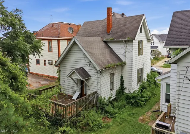 Photo 2 of Single family home for sale at 104 Vennum Ave, Mansfield, OH 44903 | MLS# 5239115 | Listing updated on 2026-08-31