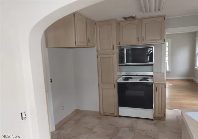 Photo 3 of Single family home for sale at 3251 Cleveland Blvd, Lorain, OH 44052 | MLS# 5240884 | Listing updated on 2026-10-07