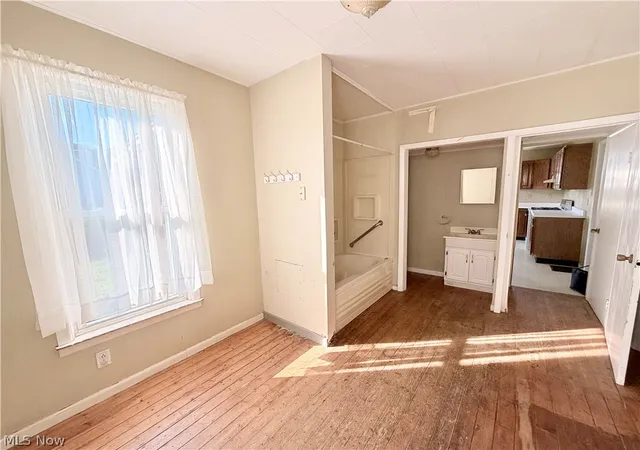 Photo 4 of Sale Pending at 3701 Lincoln Ave, Shadyside, OH 43947 | MLS# 5240850 | Listing updated on 2026-09-20