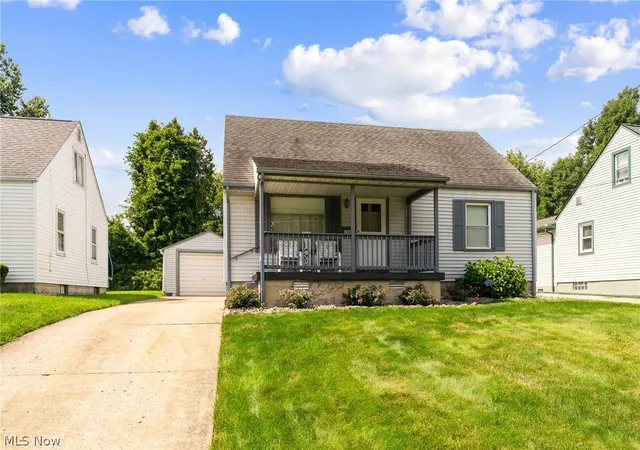 Single family home for sale at 156 S Roanoke Ave, Youngstown, OH 44515 | MLS# 5240999