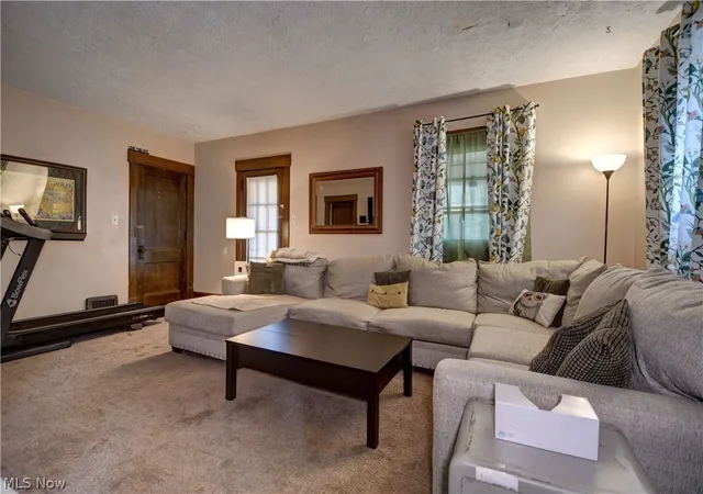 Photo 4 of House for sale at 1613 Harvard Ave NW, Canton, OH 44703 | MLS# 5240496 | Listing updated on 2026-08-31