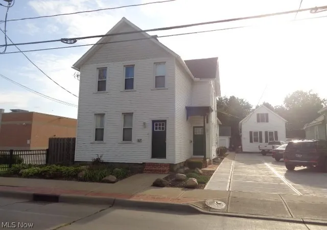 Listing Photo 2 - Condo for sale in building located at 3127 Fulton Rd, Cleveland, OH 44109