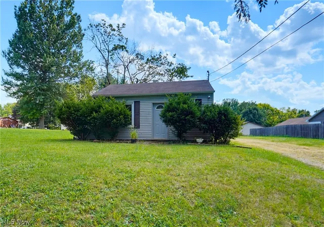 Photo 2 of Single family home for sale at 1036 Derbydale Rd, Akron, OH 44306 | MLS# 5240934 | Listing updated on 2026-08-31