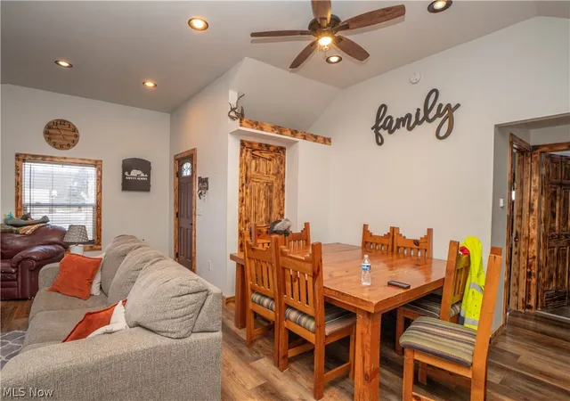 Listing Photo 5 - Condo for sale in building located at 8242-8244 Navarre Rd SW, Massillon, OH 44646