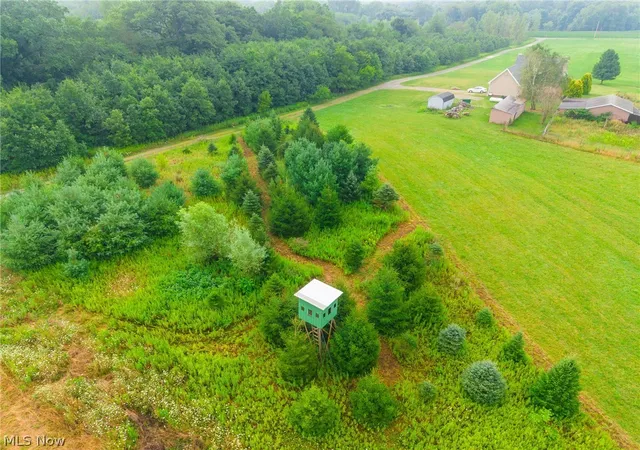 Photo 3 of Sale Pending at Lawndell SW Rd, Beach City, OH 44608 | MLS# 5240998 | Listing updated on 2026-10-01