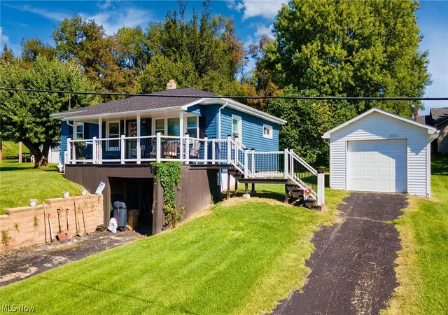 Photo 3 of Single family home for sale at 407 Diana Dr, Hopedale, OH 43976 | MLS# 5241160 | Listing updated on 2026-09-16