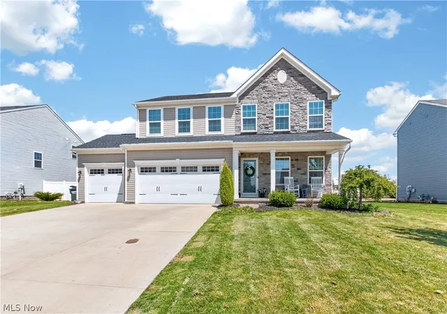 Single family home for sale at 3241 Boettler St NE, Canton, OH 44721 | MLS# 5240623