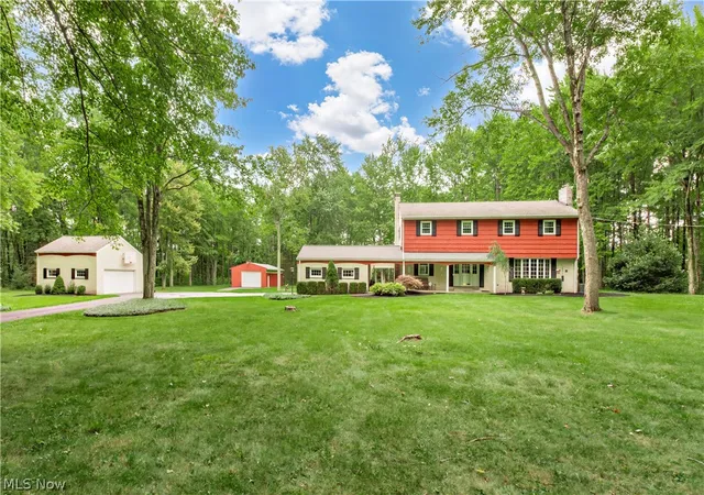 Photo 2 of Single family home for sale at 9261 Boyer Ln, Mentor, OH 44060 | MLS# 5239452 | Listing updated on 2026-08-31