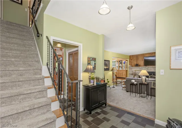 Photo 4 of Single family home for sale at 9261 Boyer Ln, Mentor, OH 44060 | MLS# 5239452 | Listing updated on 2026-08-31