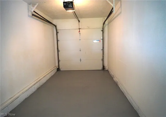 Photo 3 of Single family home for sale at 941 Jean Ave, Akron, OH 44310 | MLS# 5241117 | Listing updated on 2026-09-01