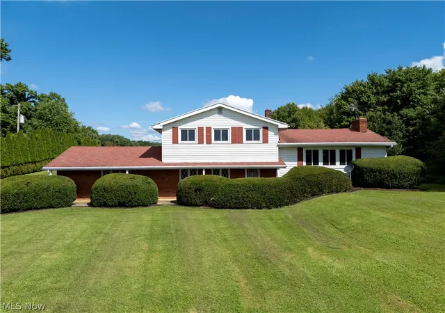 Photo 2 of Single family home for sale at 4052 State Route 95, Perrysville, OH 44864 | MLS# 5240436 | Listing updated on 2026-09-01