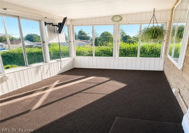 Photo 3 of Single family home for sale at 129 S Surry Rd, East Liverpool, OH 43920 | MLS# 5241165 | Listing updated on 2026-09-01