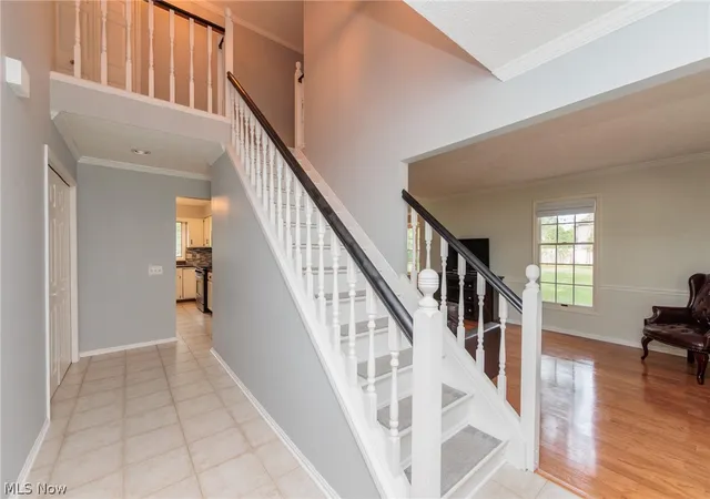 Photo 5 of Single family home for sale at 32263 Plumbrook Ct, Avon Lake, OH 44012 | MLS# 5241186 | Listing updated on 2026-09-01