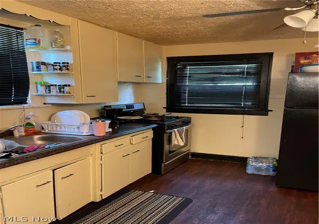 Photo 2 of Single family home for sale at 1815 Grantham Rd, Cleveland, OH 44112 | MLS# 5241382 | Listing updated on 2026-09-01
