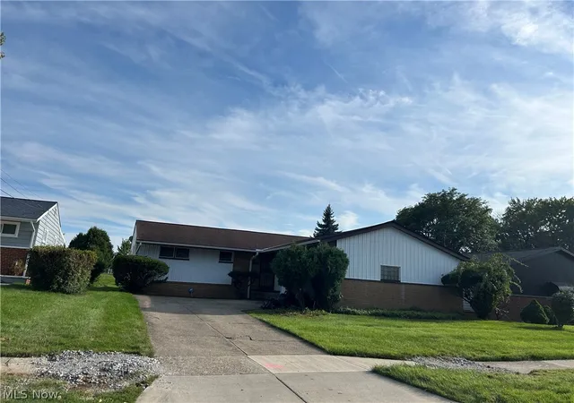 Photo 1 of Sale Pending at 20504 Alameda Pkwy, Cleveland, OH 44128 | MLS# 5241584 | Listing updated on 2026-09-29