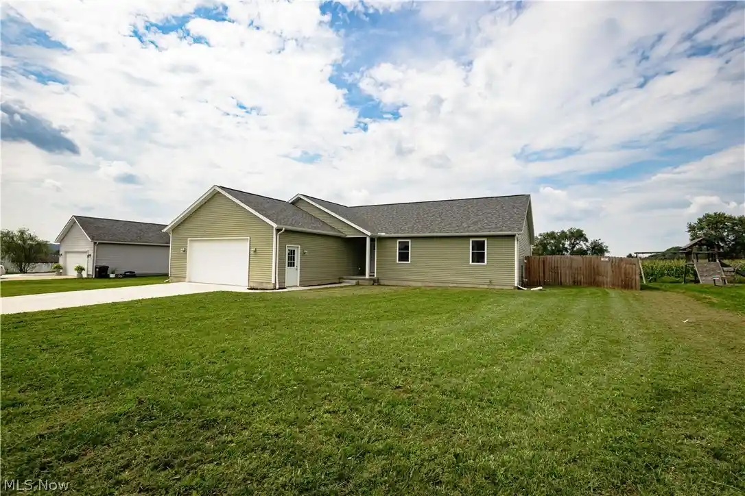 Single family home for sale at 10916 Madlyn St NE, Bolivar, OH 44612 | MLS# 5241812