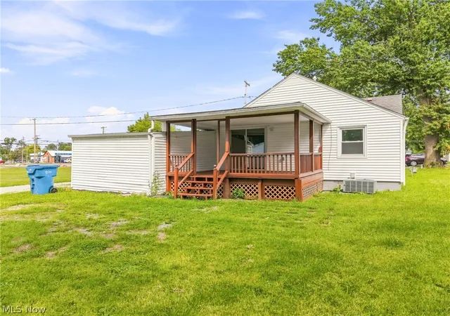 Photo 2 of Single family home for sale at 5502 Linn Rd, Amherst, OH 44001 | MLS# 5240501 | Listing updated on 2026-10-09