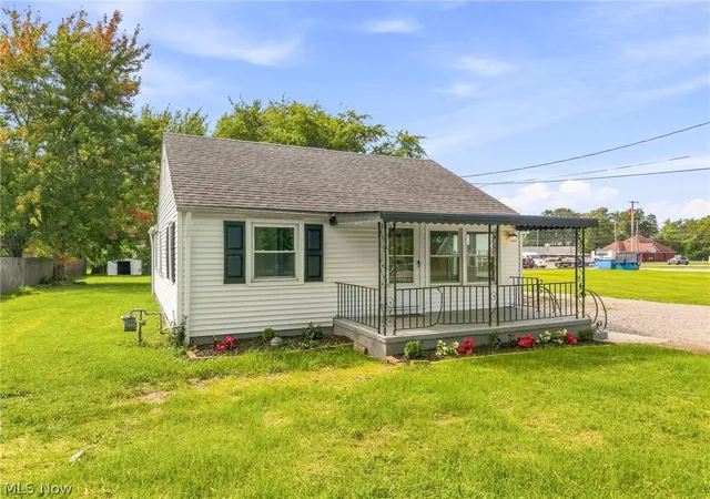 Photo 4 of Single family home for sale at 5502 Linn Rd, Amherst, OH 44001 | MLS# 5240501 | Listing updated on 2026-10-09