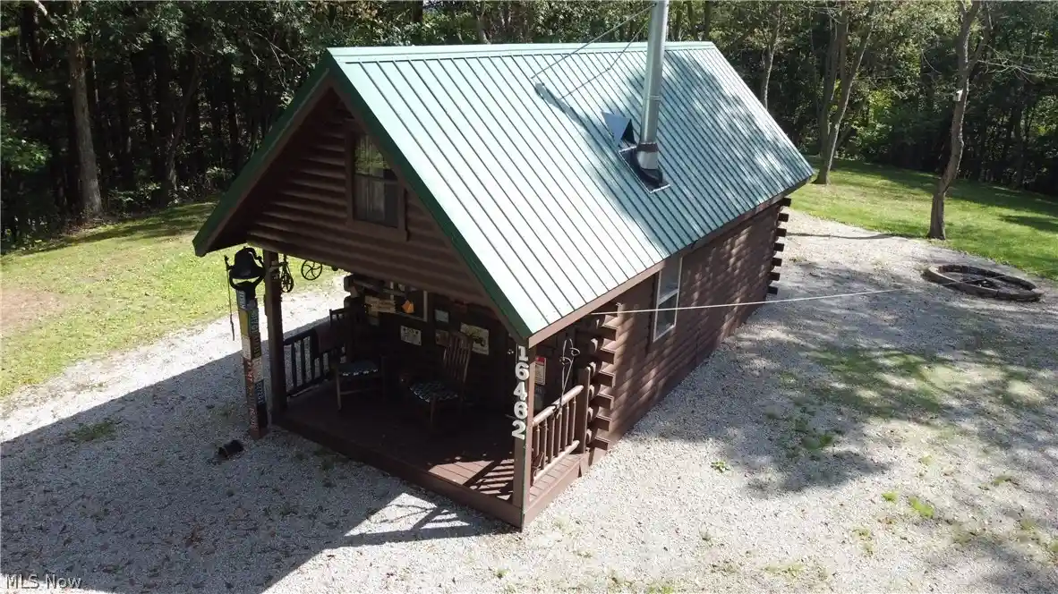 Single family home for sale at 16462 Dunn Rd, East Liverpool, OH 43920 | MLS# 5242679