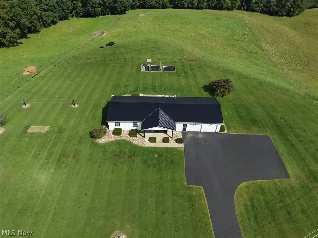 Single family home for sale at 56965 Stumptown School Rd, Jerusalem, OH 43947 | MLS# 5242852