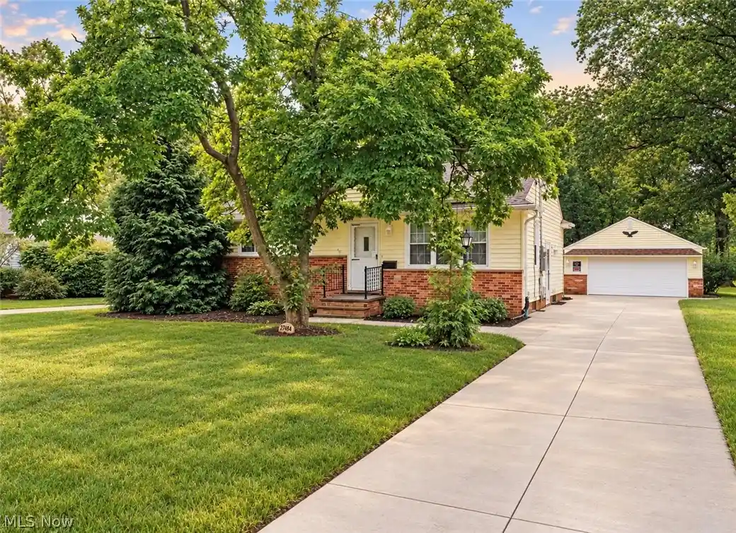 Single family home for sale at 27484 Seneca Dr, Westlake, OH 44145 | MLS# 5242244