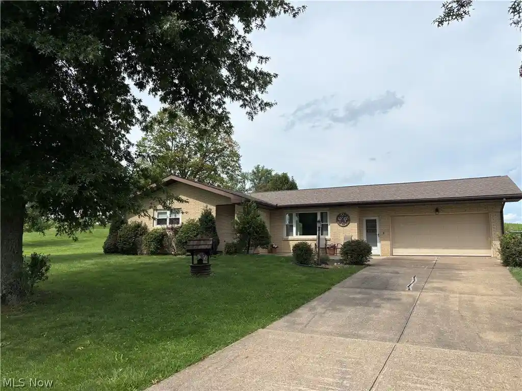 Photo 1 of Single family home for sale at 73305 Pleasant Grv Rd, Dillonvale, OH 43917 | MLS# 5242691 | Listing updated on 2026-10-15