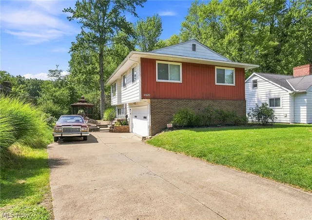 Single family home for sale at 8420 Columbia Rd, Olmsted Falls, OH 44138 | MLS# 5239950