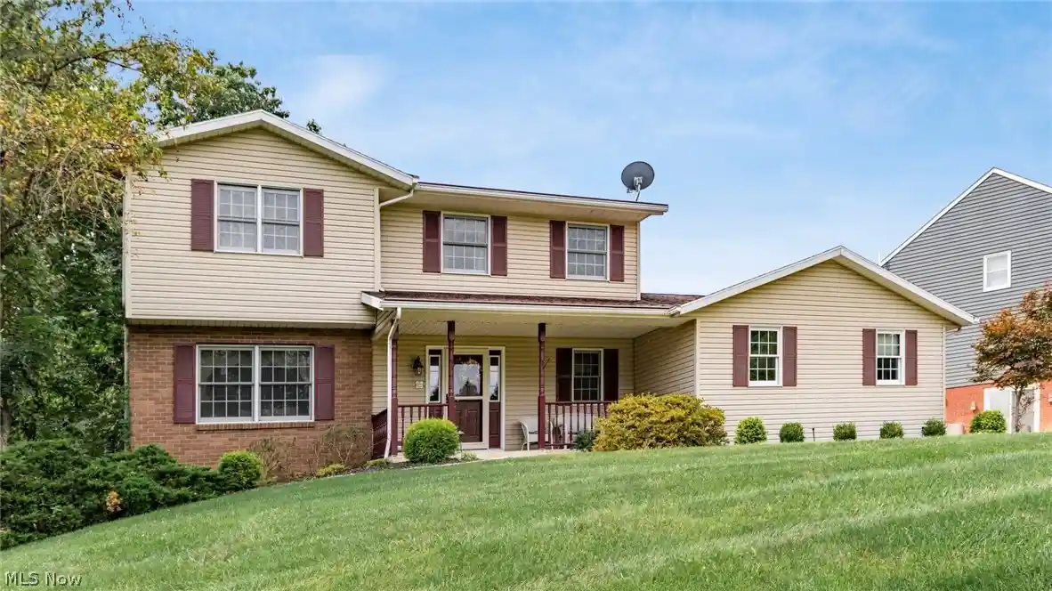 Single family home for sale at 1880 Aspen Dr, Zanesville, OH 43701 | MLS# 5243018