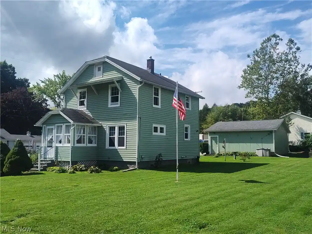Photo 1 of Single family home for sale at 6005 Hillcrest Ave, Ashtabula, OH 44004 | MLS# 5243502 | Listing updated on 2026-10-27