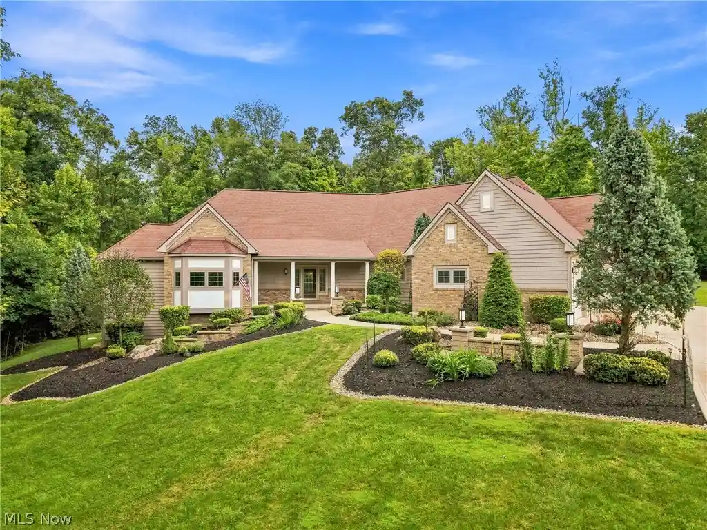Photo 1 of Single family home for sale at 4513 Sunset Cvs Dr, Medina, OH 44256 | MLS# 5242999 | Listing updated on 2026-10-13
